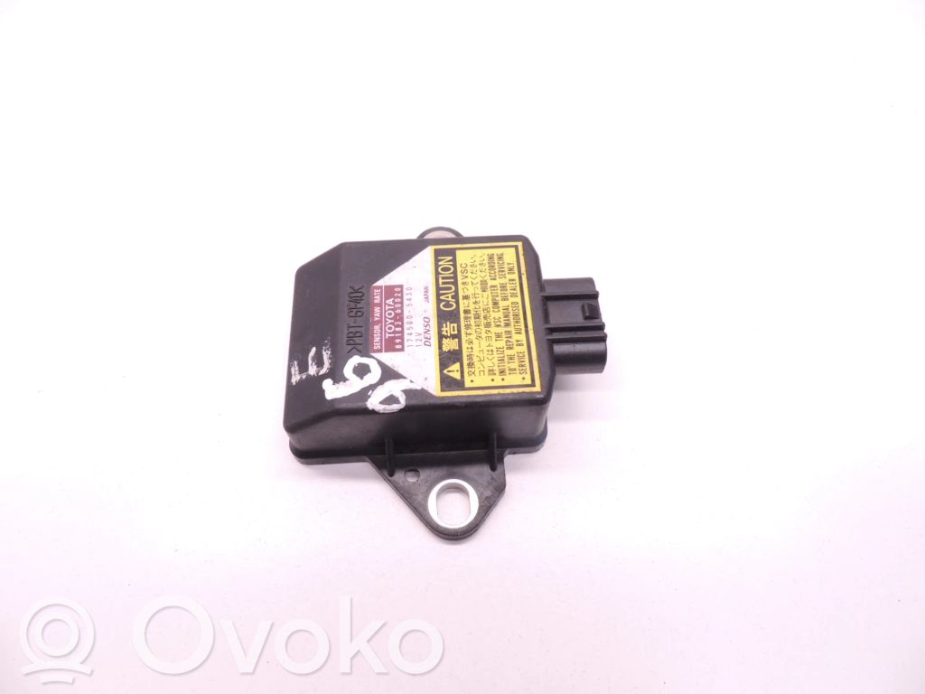 Lexus IS 220D-250-350 Vakaajan pitkittäiskiihtyvyystunnistin (ESP) 