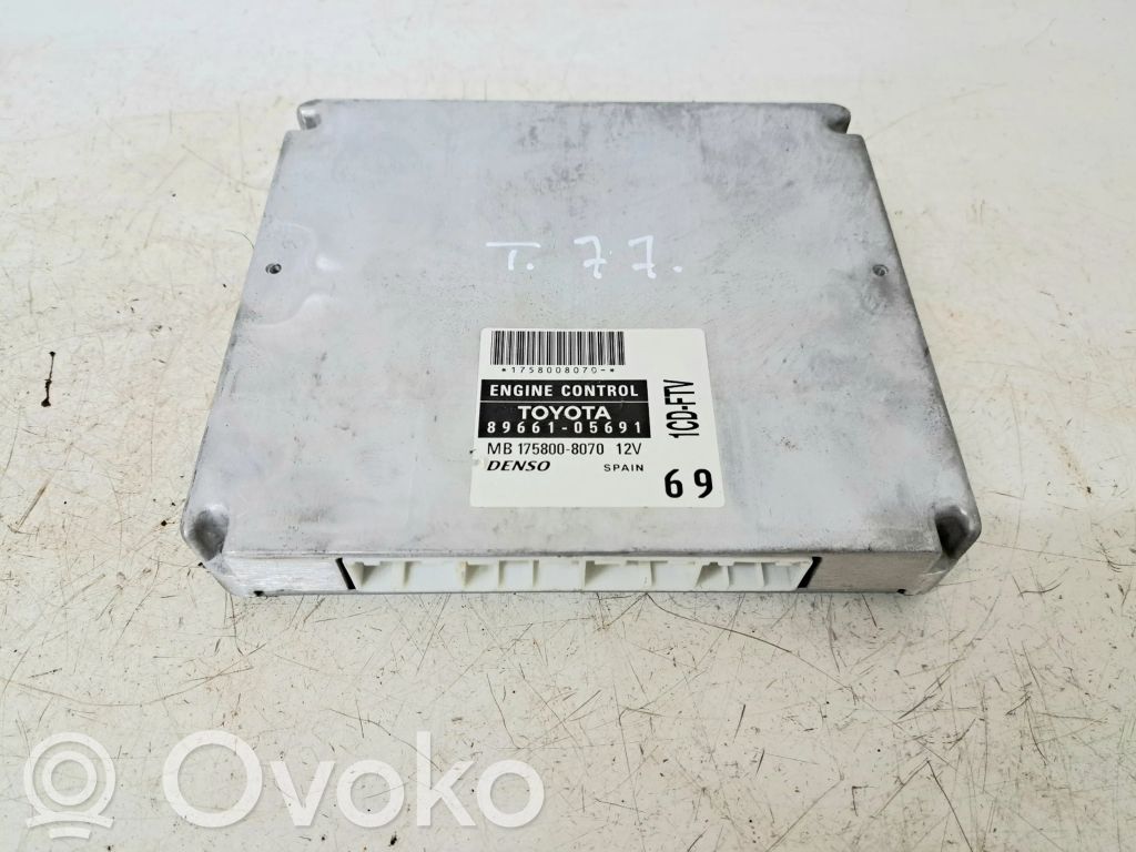 Toyota Avensis T250 Engine control unit/module 