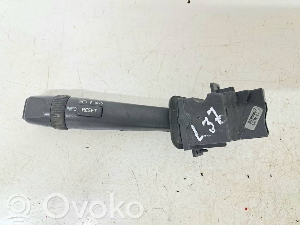 Volvo V70 Indicator stalk 
