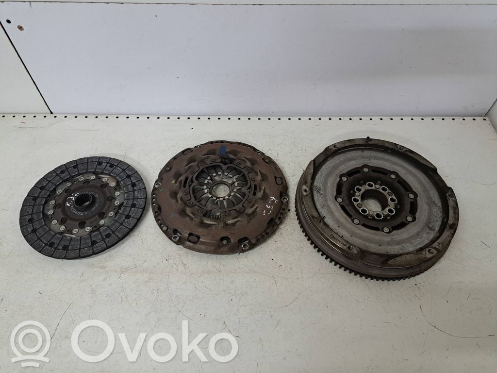 Toyota Avensis T250 Kit ambreiaj 