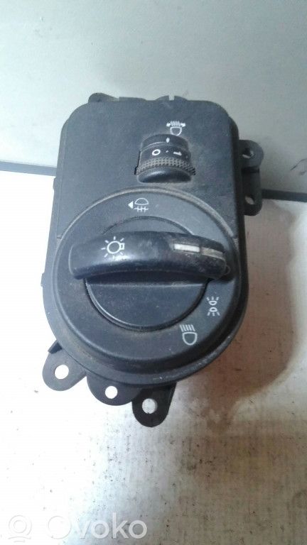 Ford Fiesta Light switch 