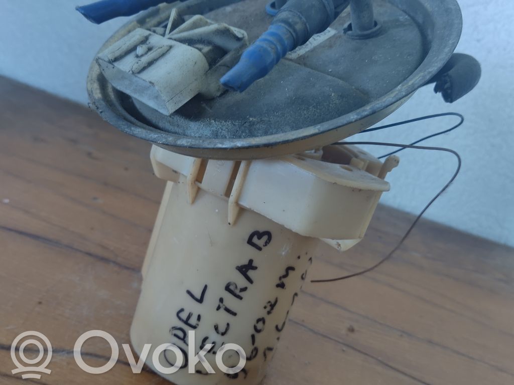Opel Vectra B Polttoainesäiliön pumppu 