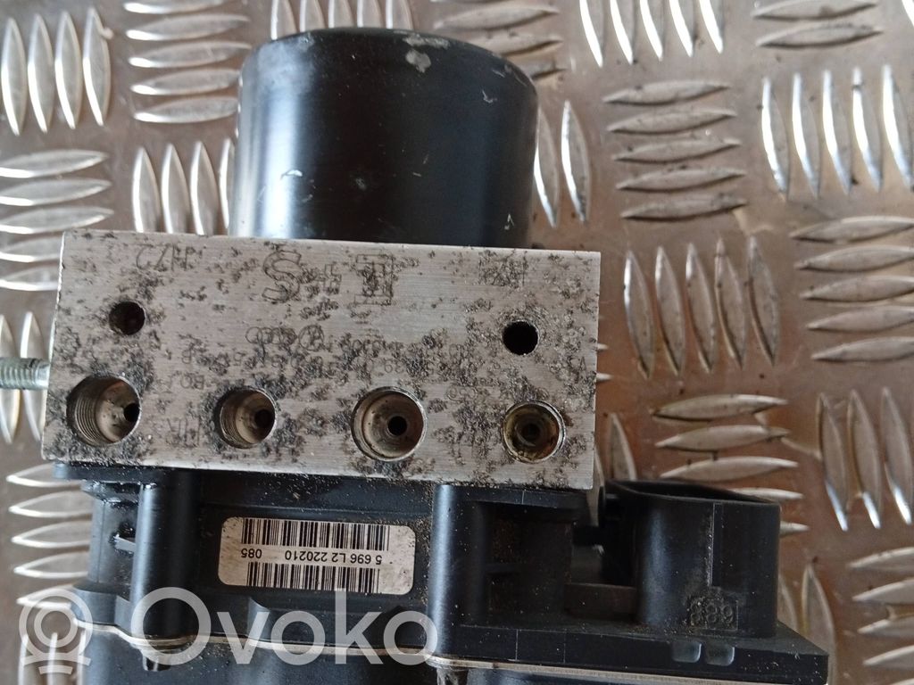 Блок ABS   6R0907379AF