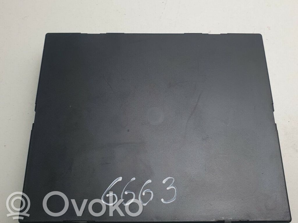 Audi A8 S8 D4 4H Module confort 