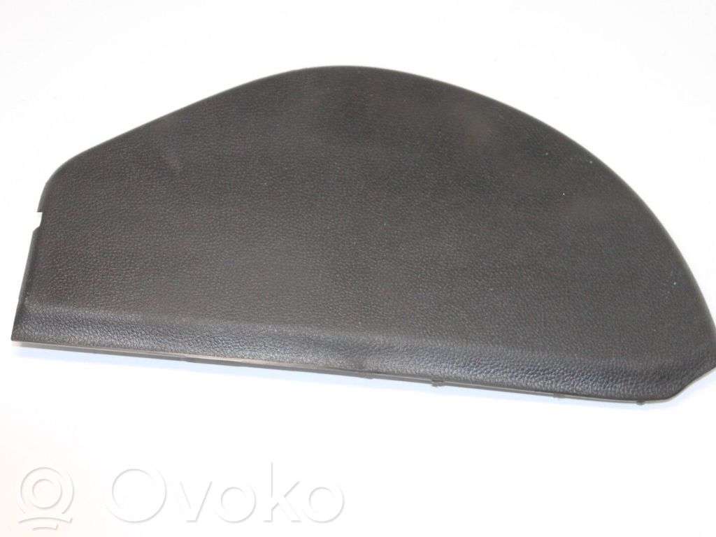 Panelės apdailos skydas (šoninis)   5L0857504
