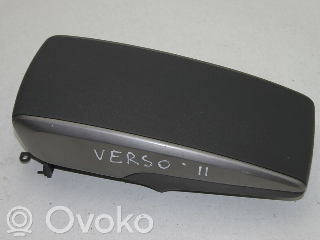 Toyota Verso Reposabrazos 