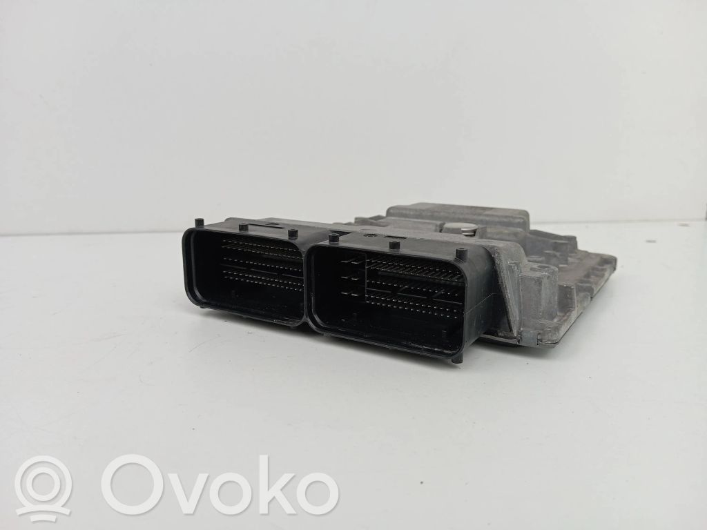 Audi A4 S4 B9 Engine control unit/module 