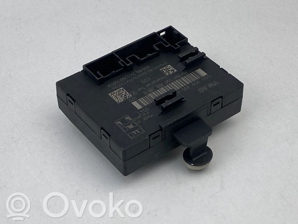 Audi A3 S3 8V Door control unit/module 