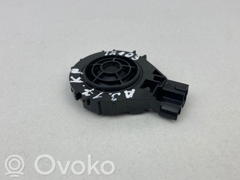 Audi A3 S3 8V Altavoz de alta frecuencia para las puertas traseras 