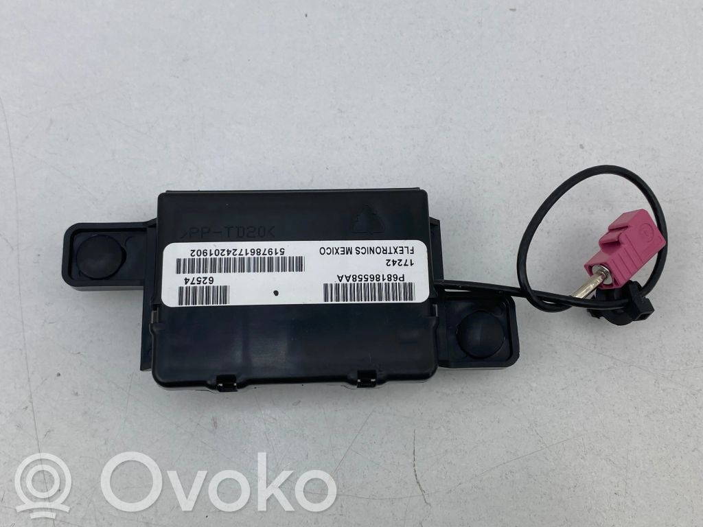 Chrysler Pacifica Antenna control unit 