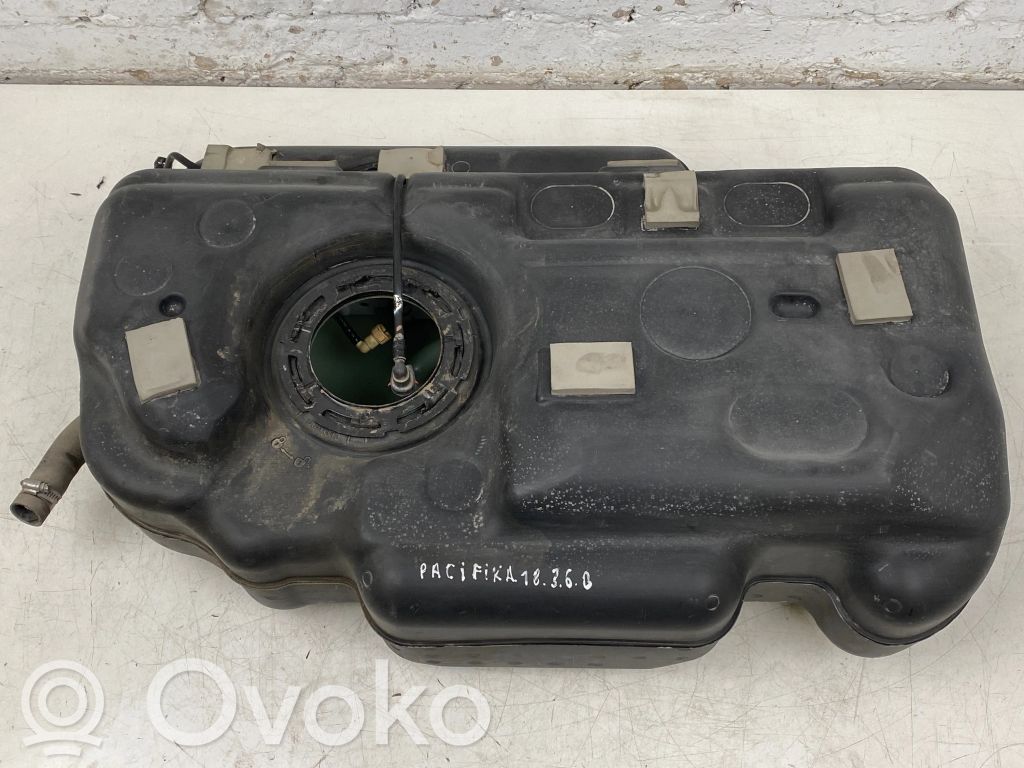 Chrysler Pacifica Polttoainesäiliö 