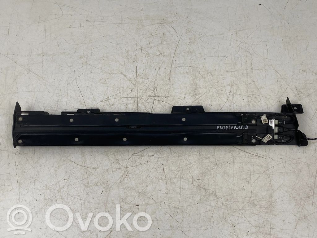 Unidad de control/módulo de la puerta corredera   68228796AE,410056730920