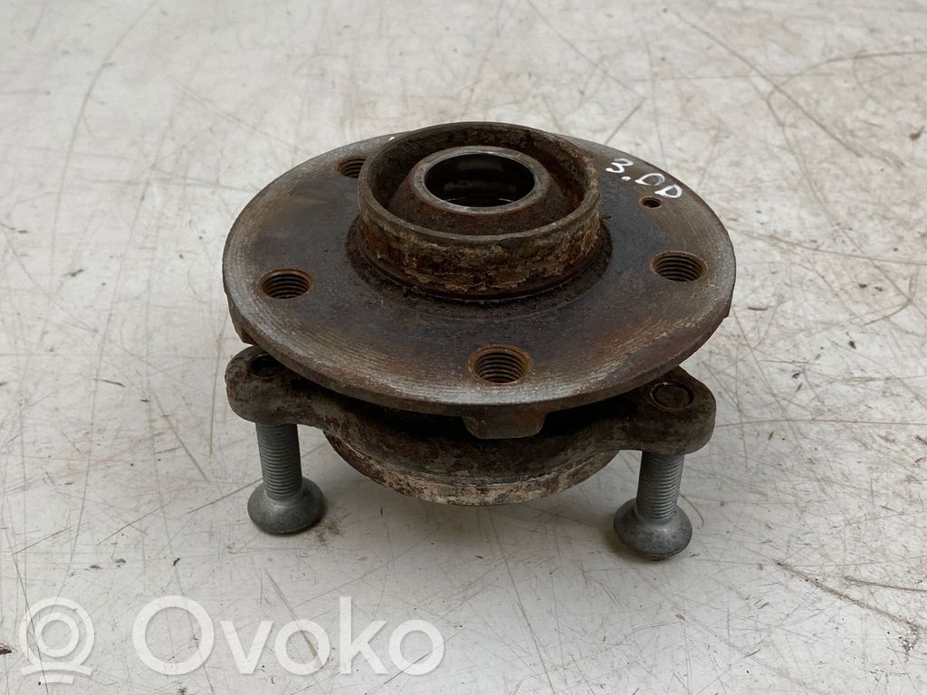 Cubo de rueda trasera