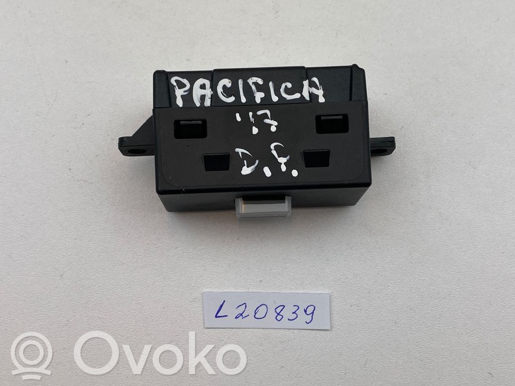Chrysler Pacifica Enchufe conector USB 