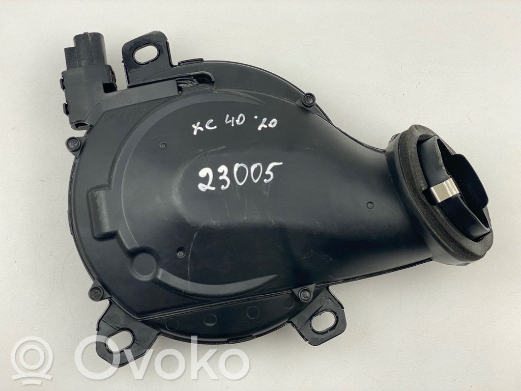 Volvo XC40 Altavoz de alta frecuencia en la puerta delantera 