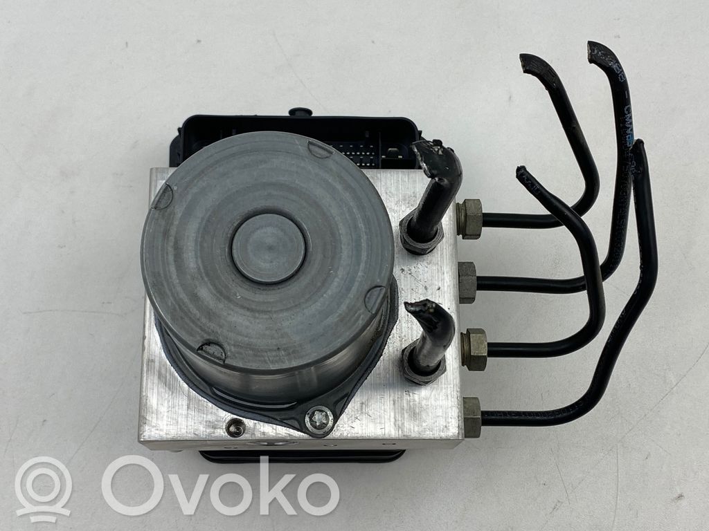 Volvo XC40 ABS bloks 