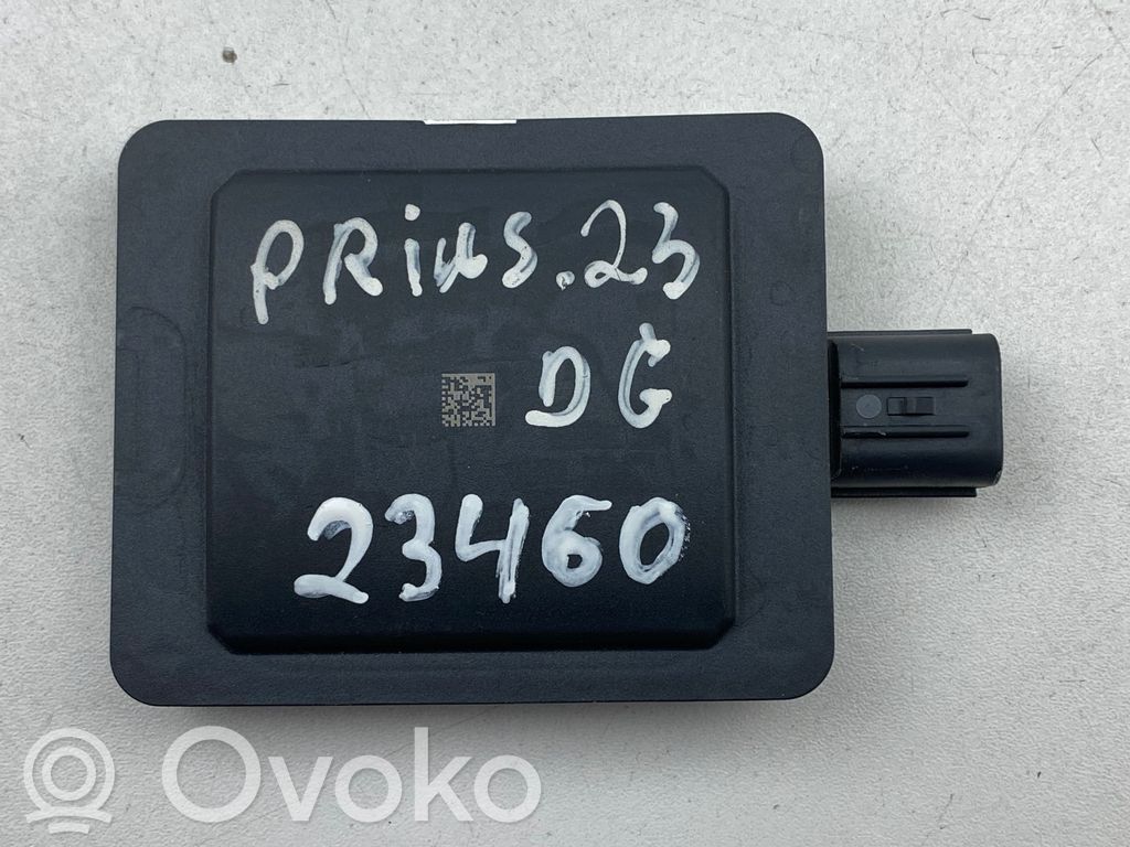 Toyota Prius (XV60) Módulo de control de punto muerto 