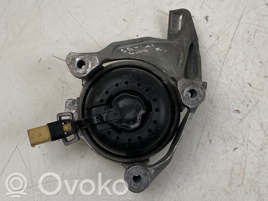 Audi SQ7 Engine mount bracket 