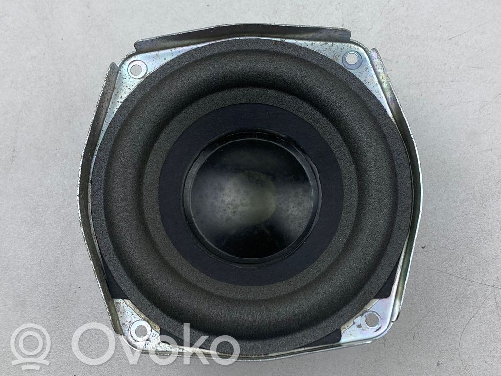 Audi Q7 4M Altavoz subwoofer 