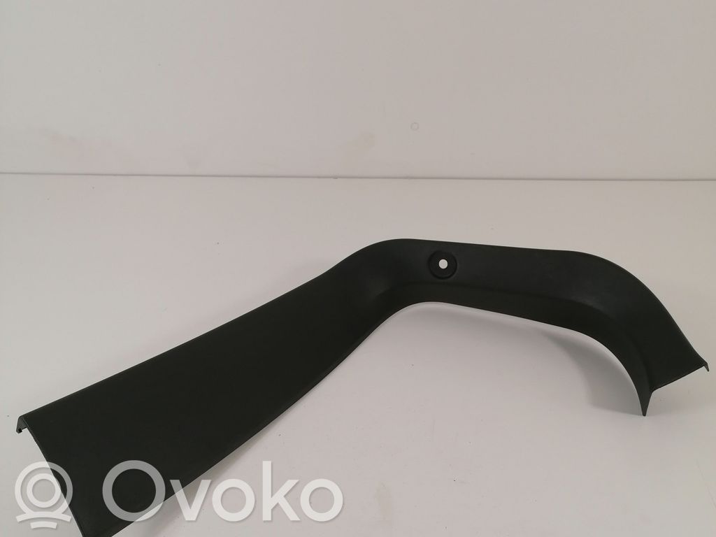 Opel Astra H Tailgate trim 