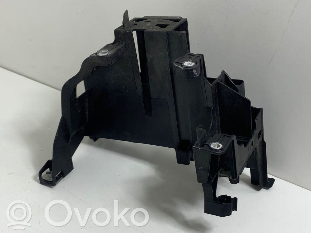 Mini Cooper Countryman R60 Fuse box cover 