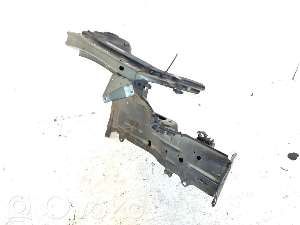Front quarter panel