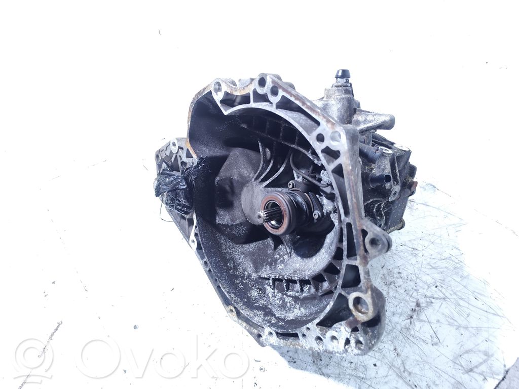 Opel Corsa E Manualna 5-biegowa skrzynia biegów 