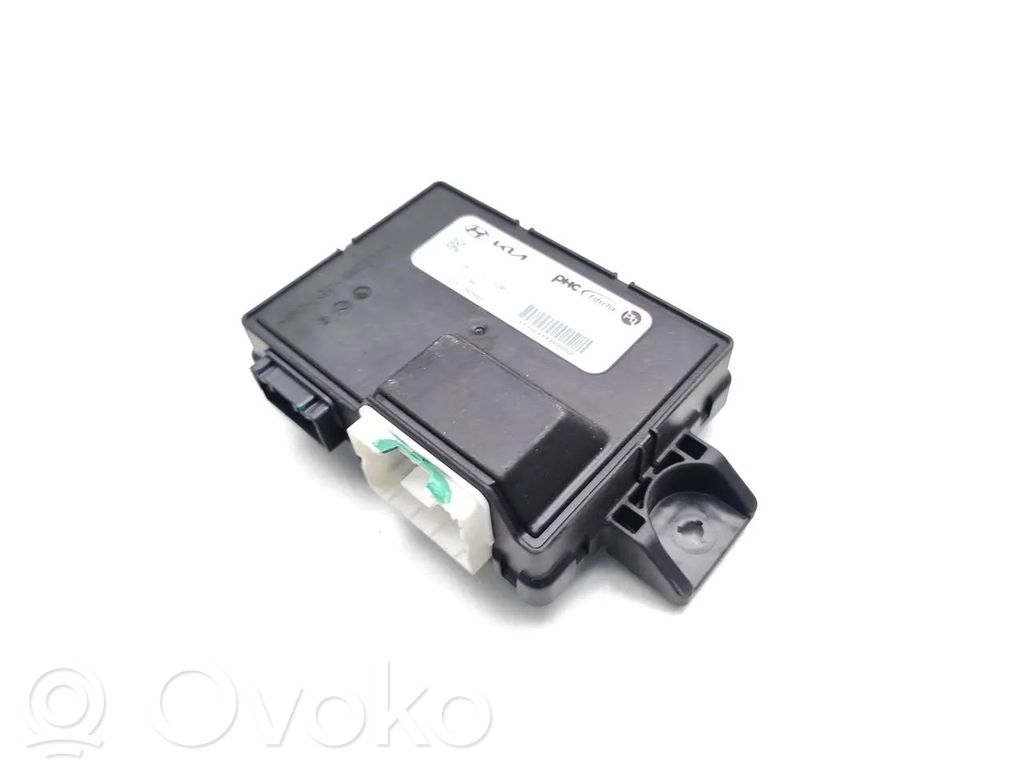 Unité de commande / module de hayon   81870J7870