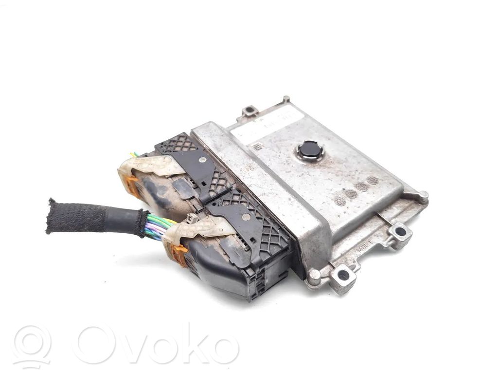 Opel Corsa F Engine control unit/module 