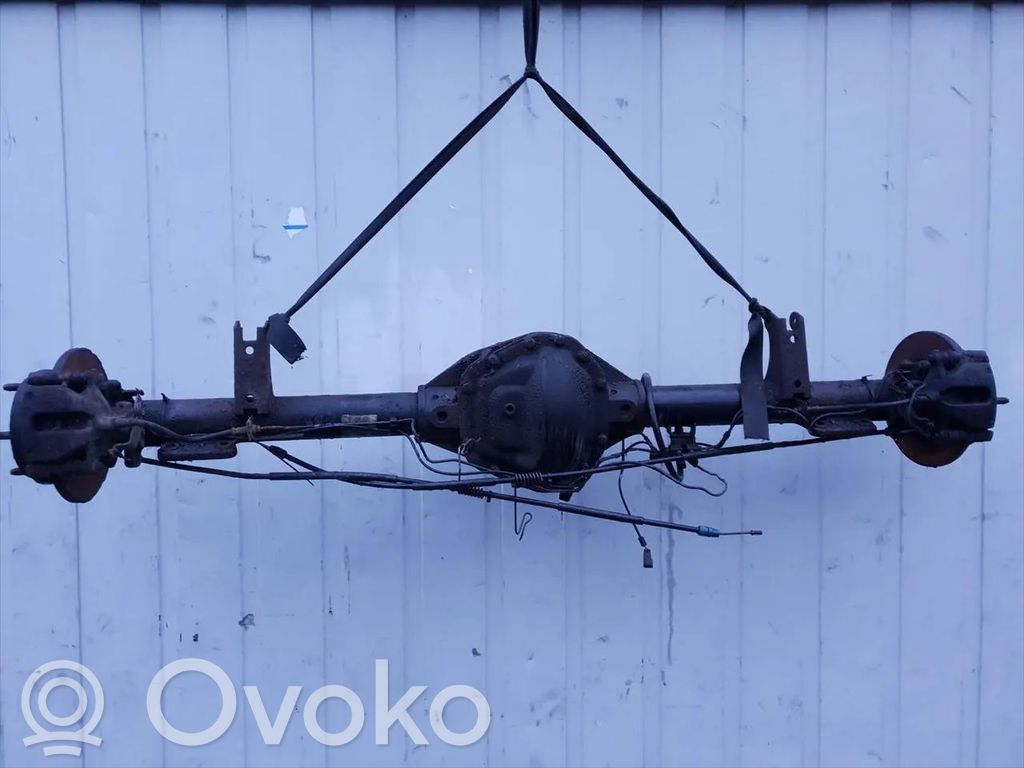 Ford Transit Belka osi tylnej z reduktorem 