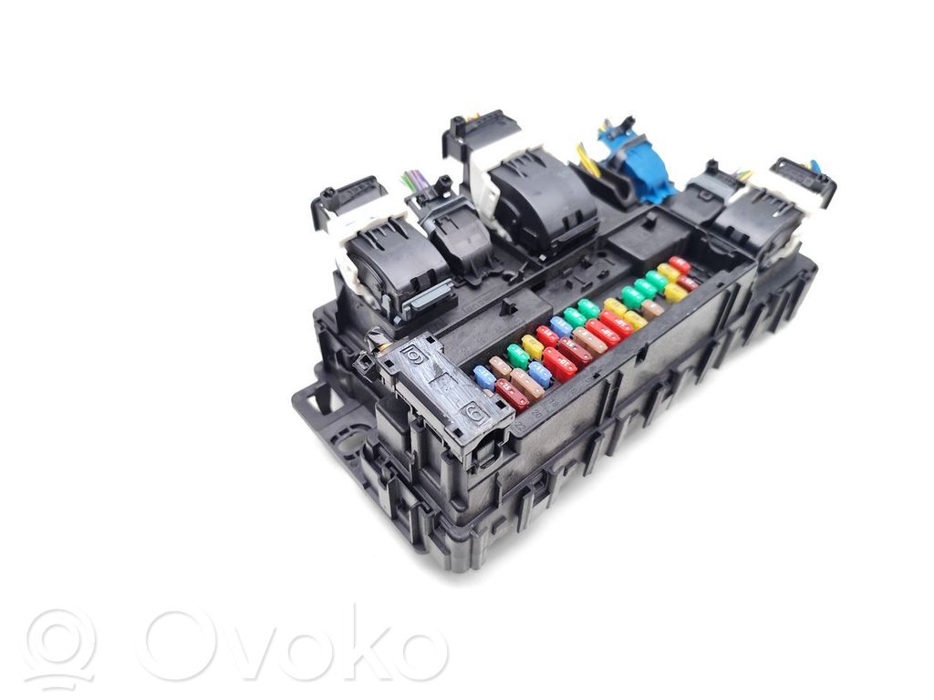 Ford Mondeo MK V Ramka / Moduł bezpieczników 