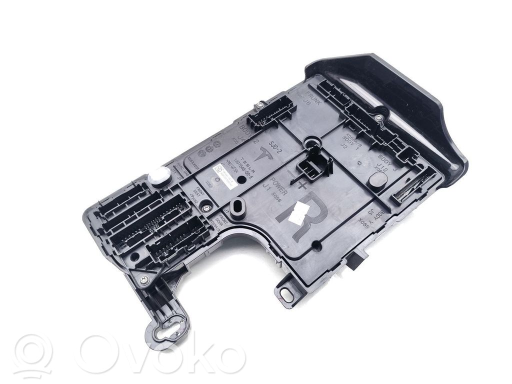 Tesla Model 3 Módulo de confort/conveniencia 