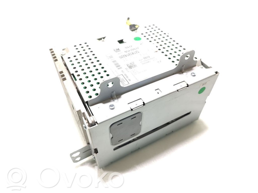 Panel / Radioodtwarzacz CD/DVD/GPS   95270972