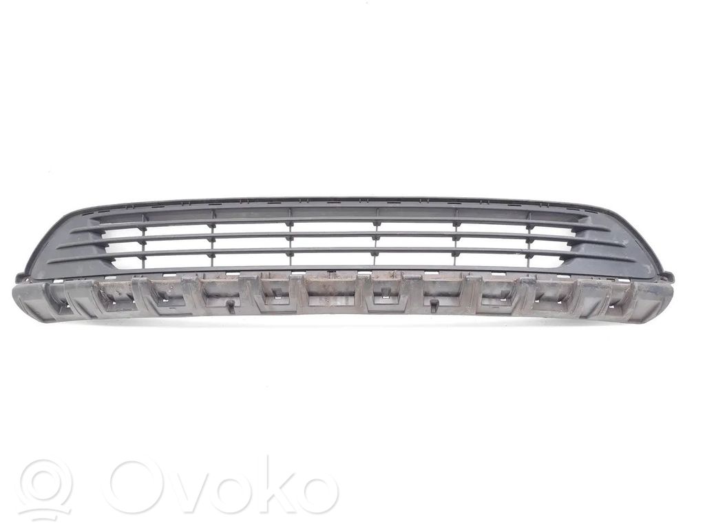 Opel Vivaro Kratka dolna zderzaka przedniego 