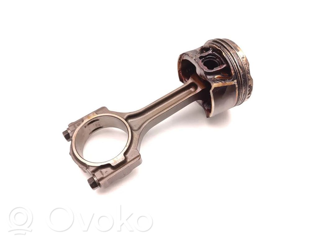 Opel Insignia B Piston with connecting rod 