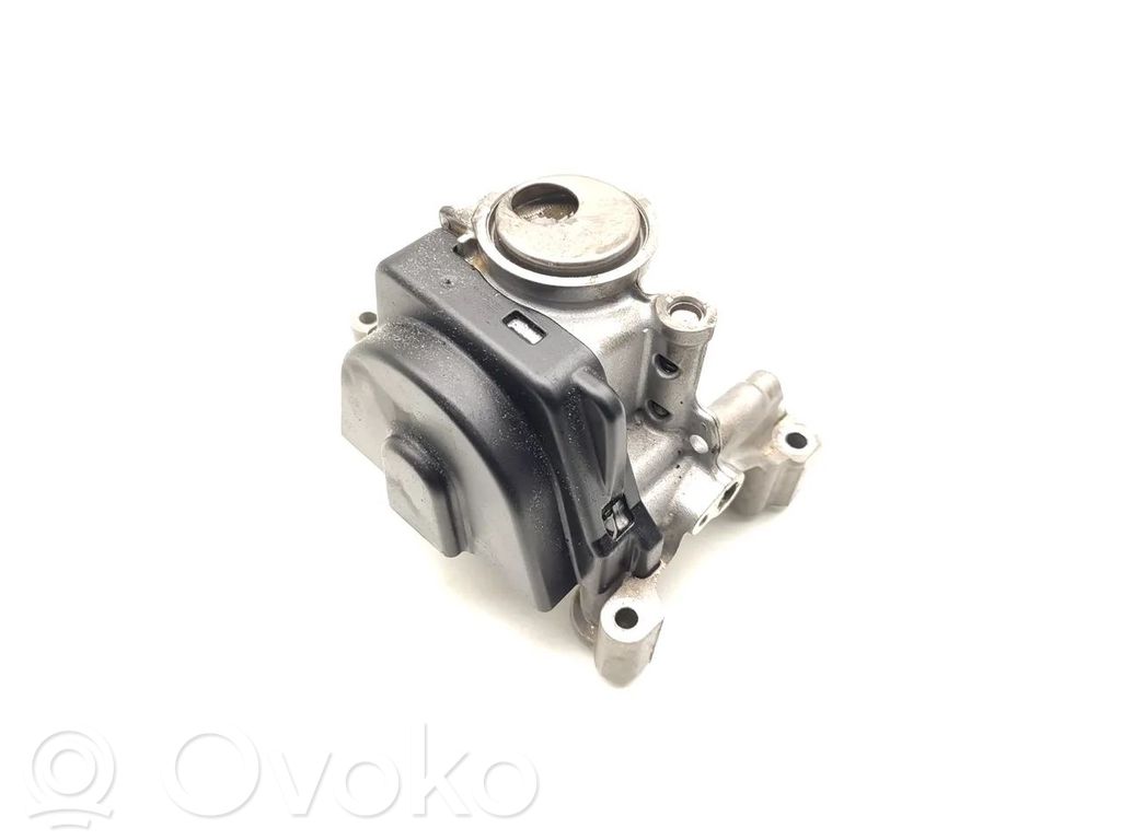 Öljypumppu   CM5G6600DC