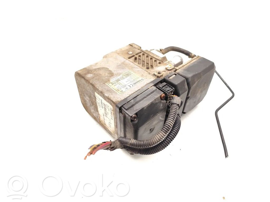 Volkswagen Touareg I Auxiliary pre-heater (Webasto) 