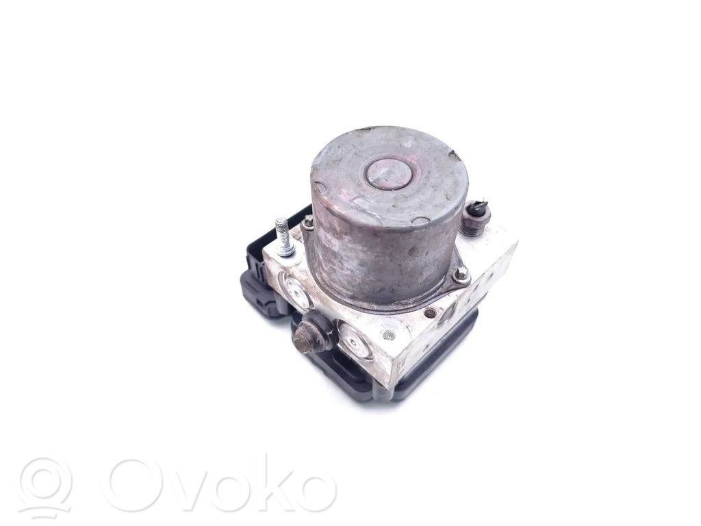 Opel Insignia B ABS bloks 