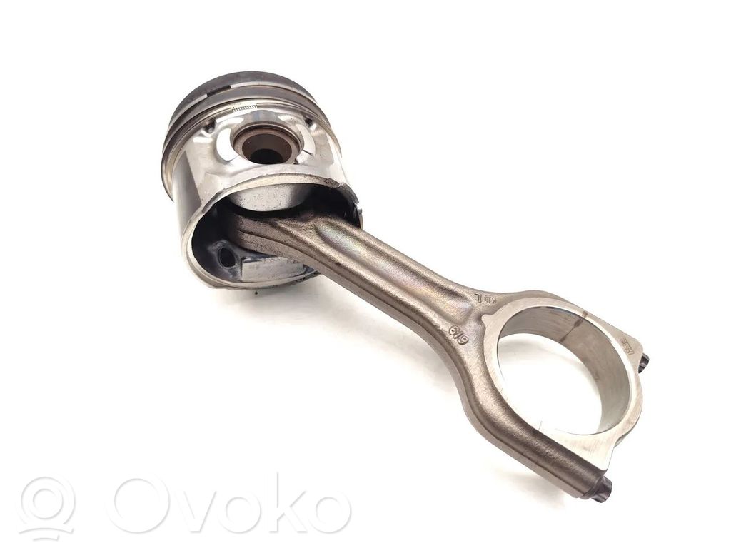 DS Automobiles 3 Piston with connecting rod 