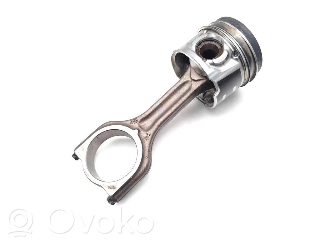 DS Automobiles 3 Piston with connecting rod 