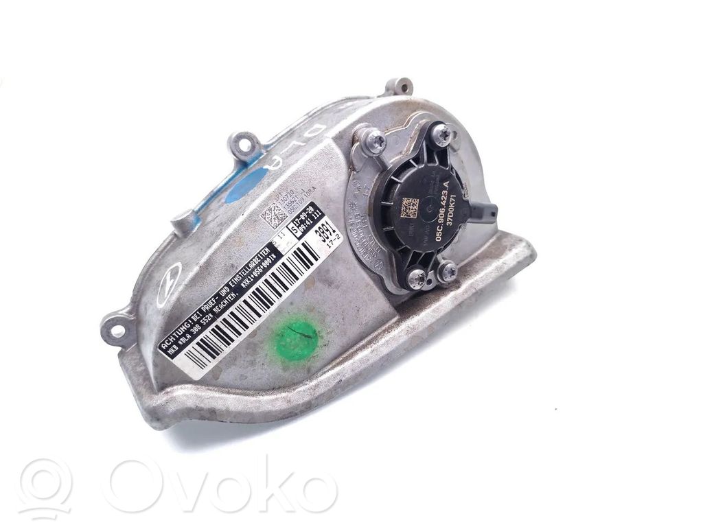 Volkswagen Golf VIII Camshaft speed sensor 