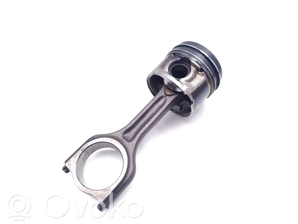 Peugeot 308 Piston with connecting rod 