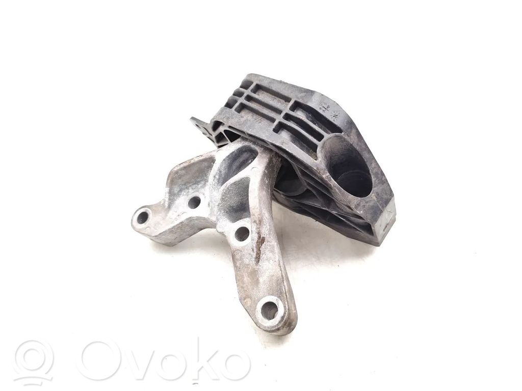 Opel Corsa F Engine mounting bracket 