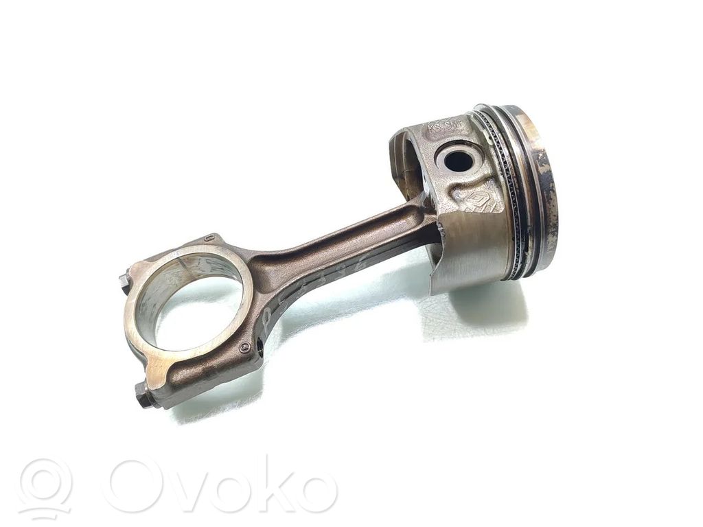 Renault Megane III Piston with connecting rod 
