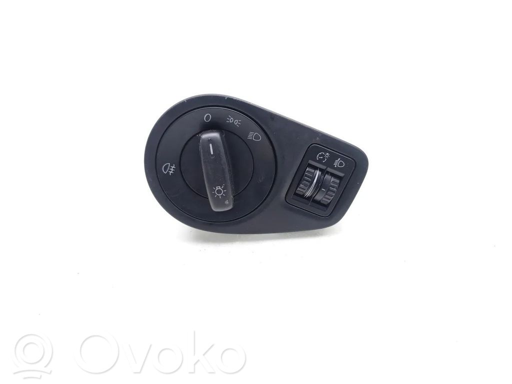 Seat Alhambra (Mk2) Interruptor de luz 