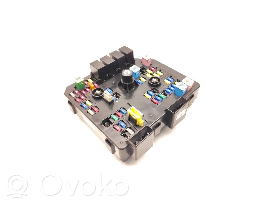 Chevrolet Captiva Fuse module 