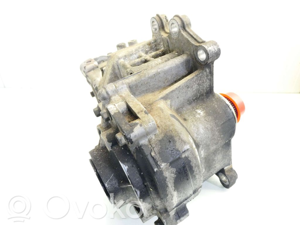 Gearbox transfer box case