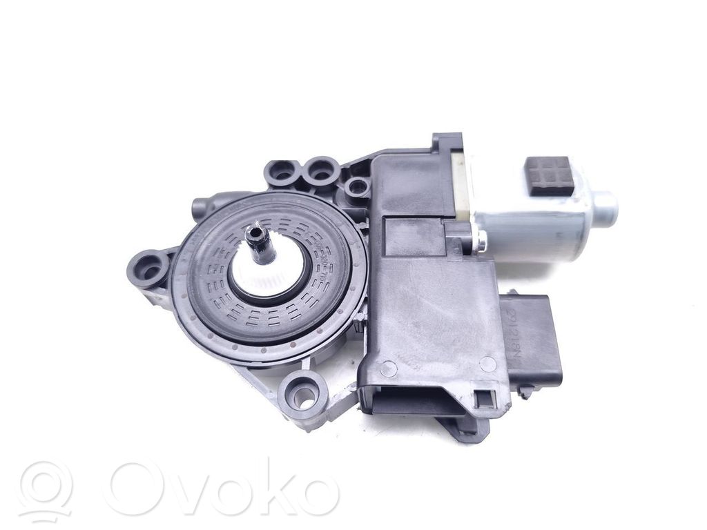 KIA Ceed Motor del regulador de la ventanilla de la puerta delantera 