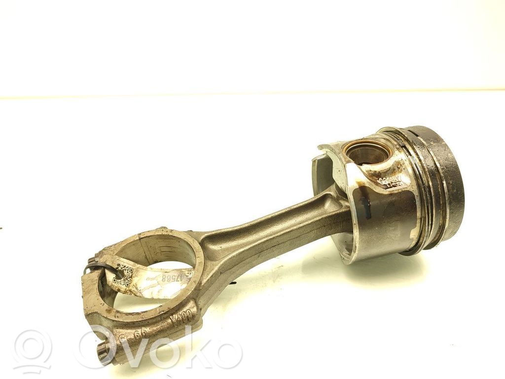 Audi A4 S4 B8 8K Tłok z korbowodem