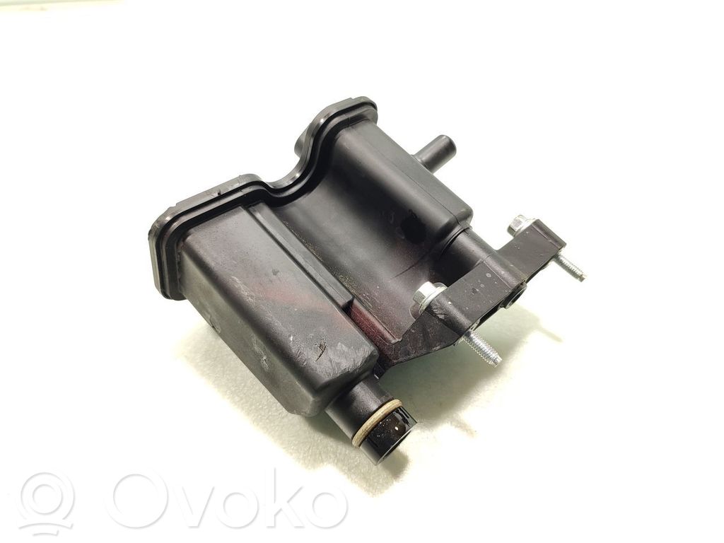 Öljyn huohotinsäiliö   JX6G6007HA,22MAR19